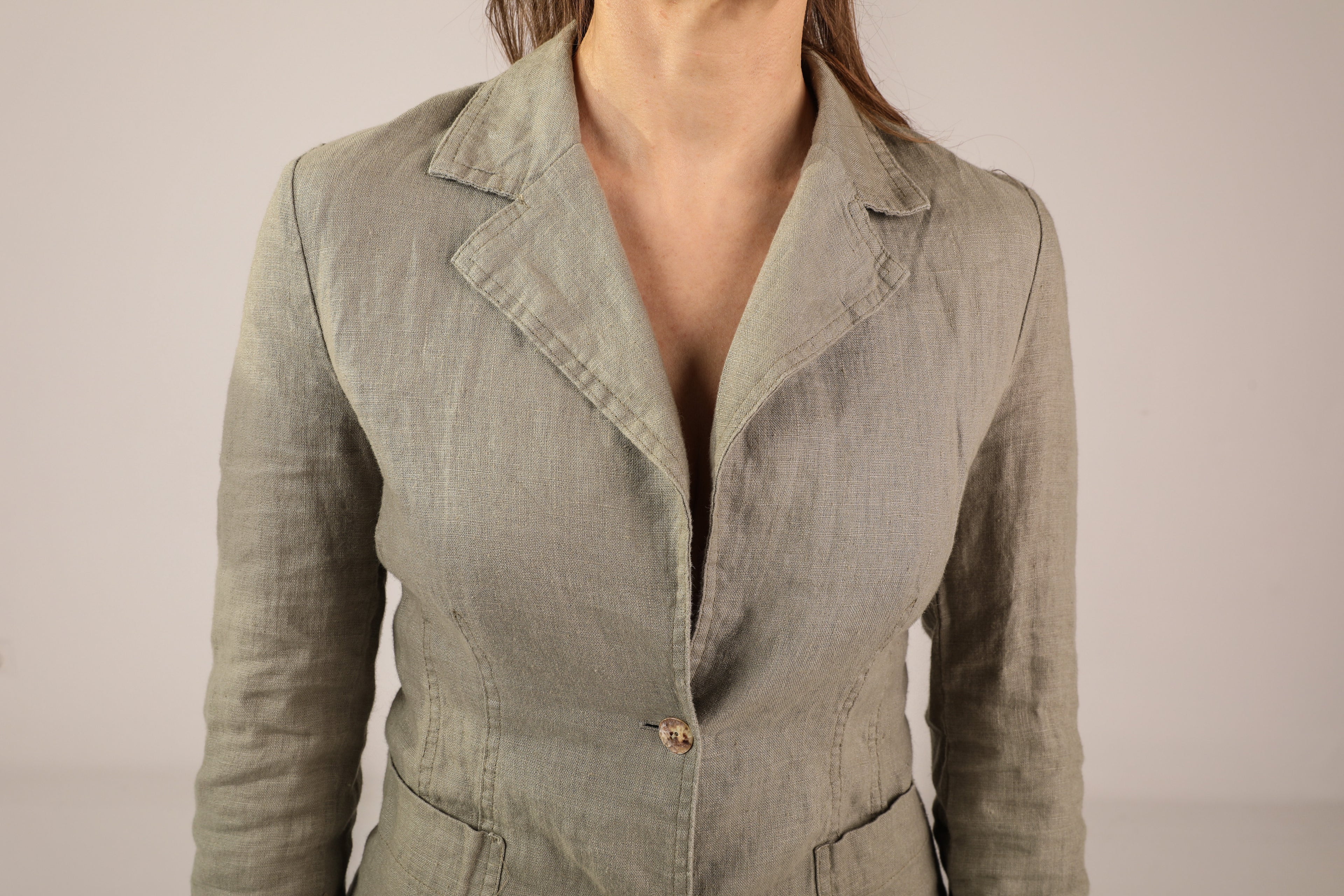 Shots and jacket suit